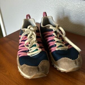 Merrell womens size 10 shoes
